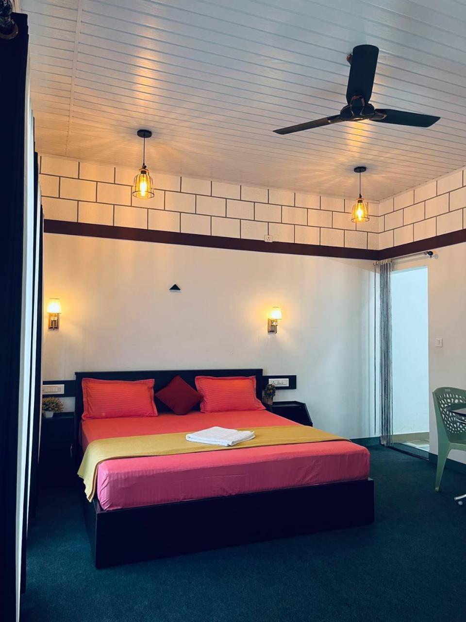 Linn View Home Stay Муннар Номер фото